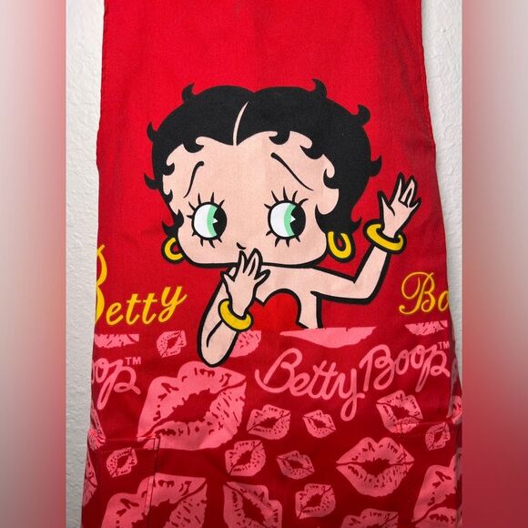 Red Betty Boop Apron with Pink Lips - Picture 2 of 5